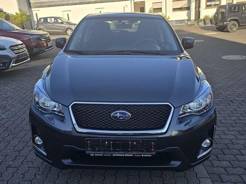 Dark gray (m) Gebraucht 2016 Subaru XV Comfort SUV | 16.380 € (Fairer Preis) - Bild 1/4