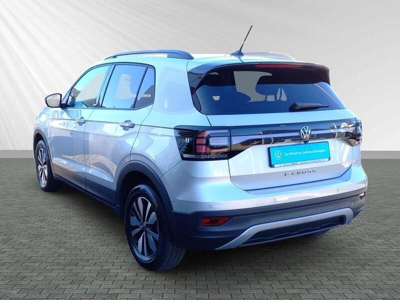 Gebraucht VW T-Cross Move 110 PS (80 kW) 2023 Silber SUV