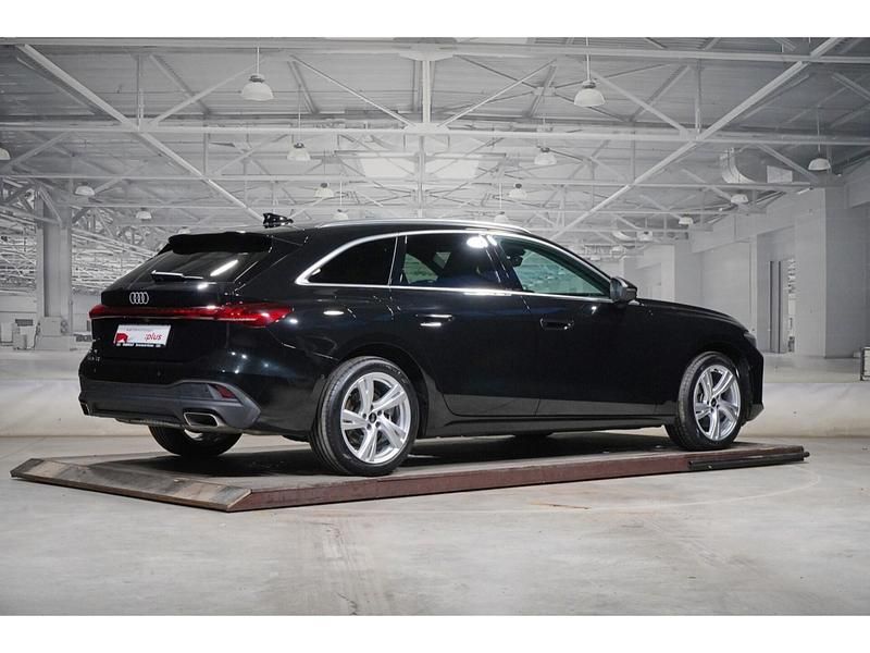 Second-hand Audi A5 Sport 150 CP (110 kW) 2025 Negru Break
