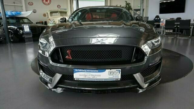 Gebraucht Ford Mustang GT 437 PS (321 kW) 2017 Grau metallic Coupé