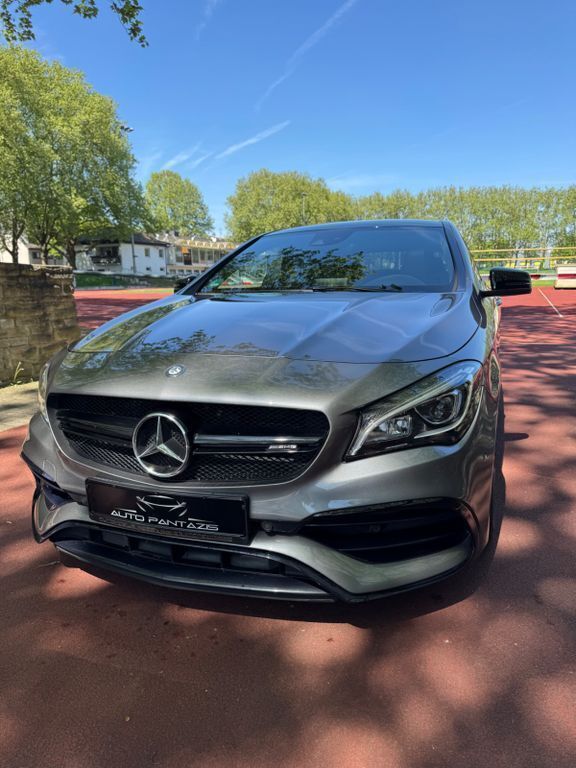 Grau Gebraucht 2017 Mercedes CLA45 AMG AMG Limousine | 30.490 € (Superpreis) - Bild 1/4