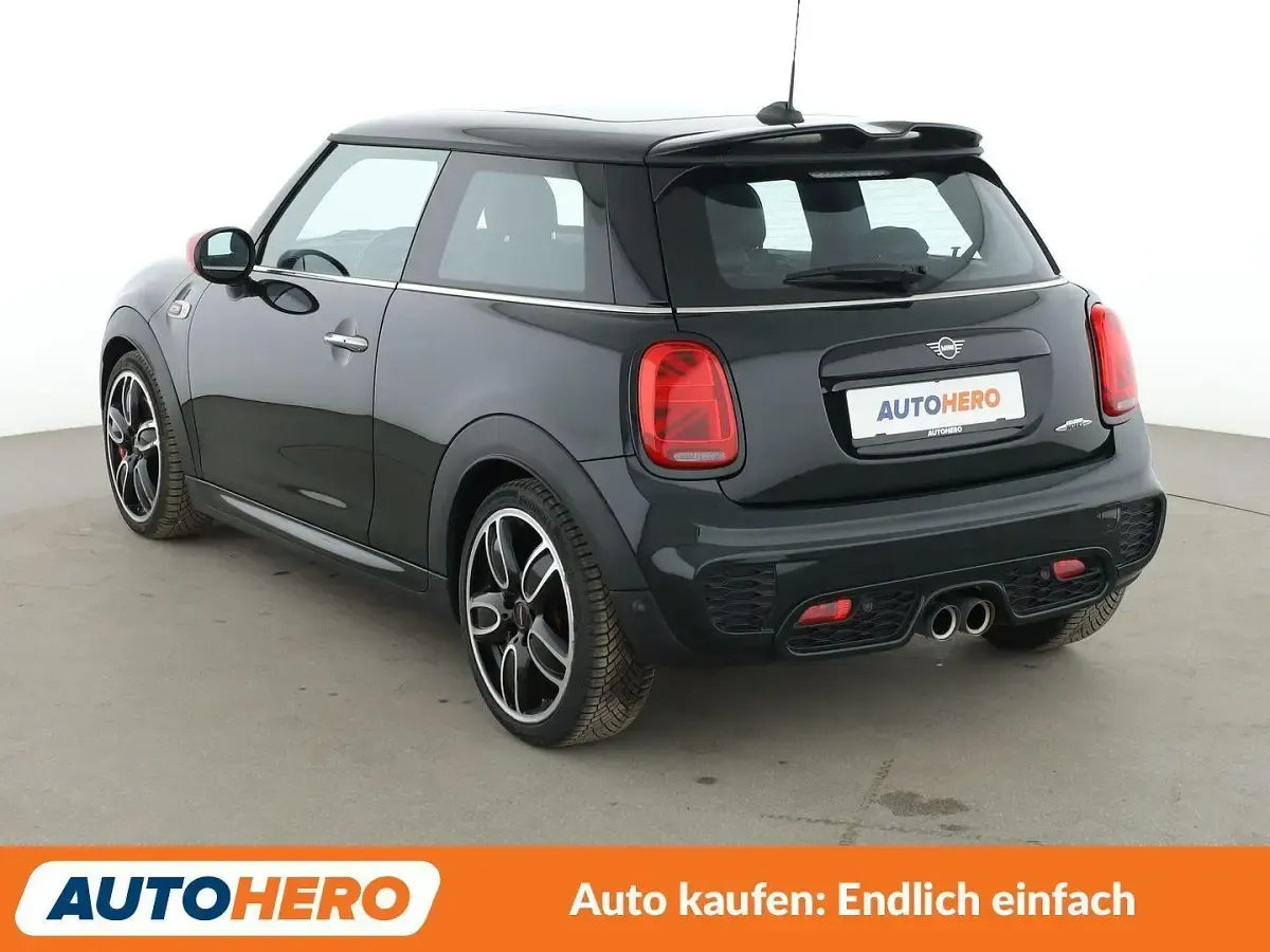 Gebraucht Mini John Cooper Works 231 PS (169 kW) 2020 Grün Kleinwagen
