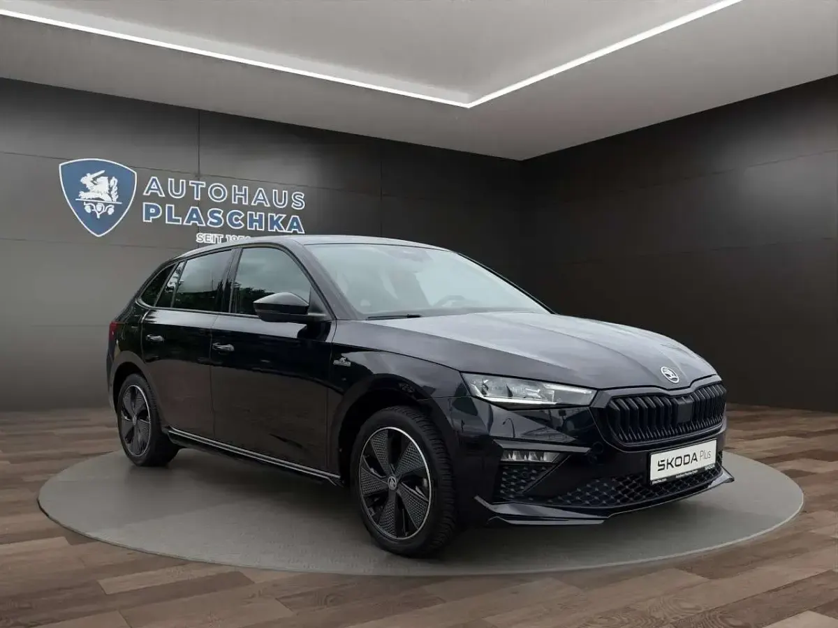 Gebraucht Skoda Scala Monte Carlo 150 PS (110 kW) 2025 Schwarzmagic perleffekt Kleinwagen