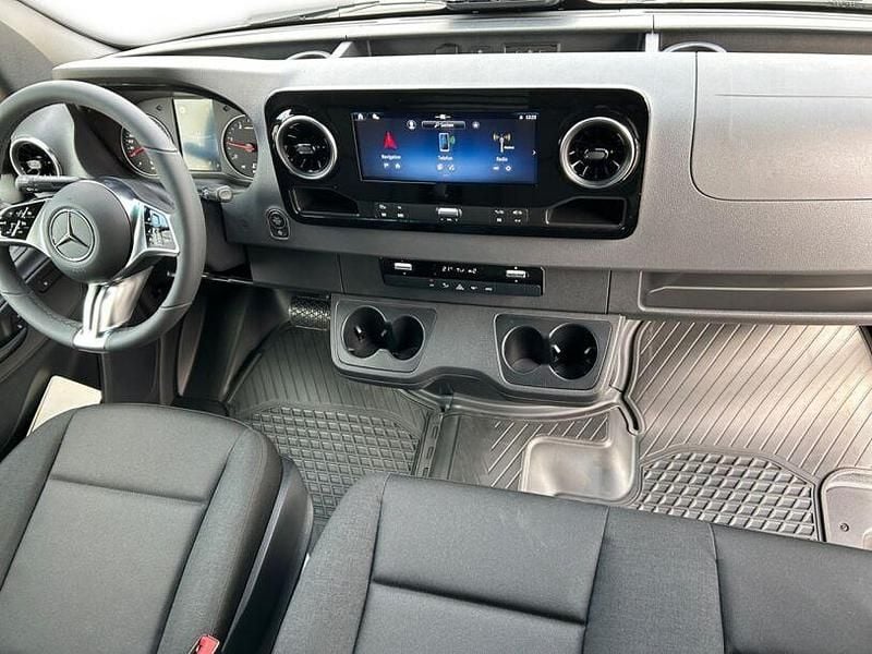 Neu Mercedes Sprinter 150 PS (110 kW) 2026 Weiss Van