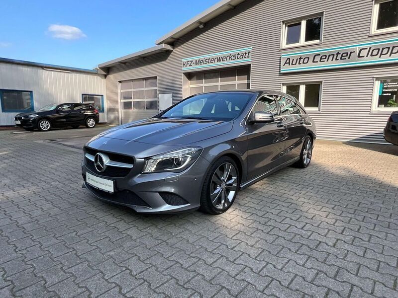 Mountaingrau met. Gebraucht 2016 Mercedes CLA200 Shooting Brake Urban Kombi | 17.750 € (Etwas zu teuer) - Bild 1/4