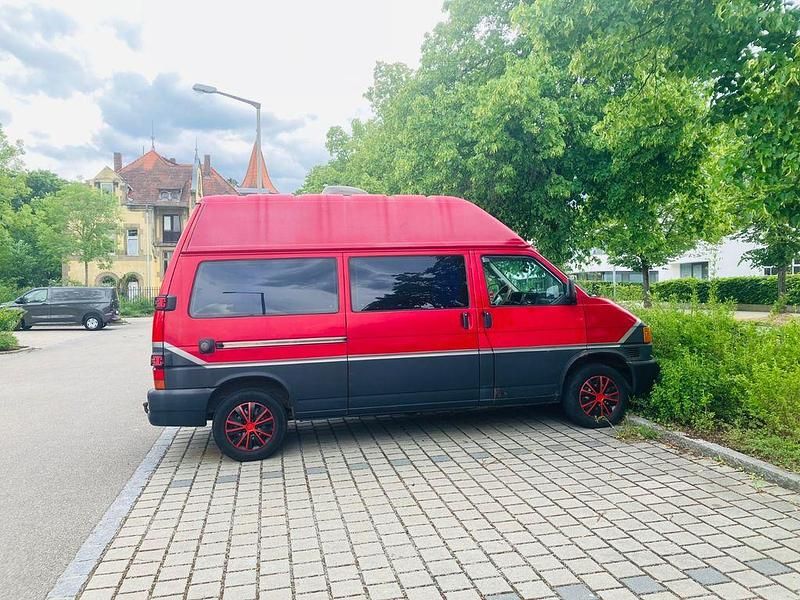 Second-hand VW Transporter 101 CP (74 kW) 2002 Roșu Van