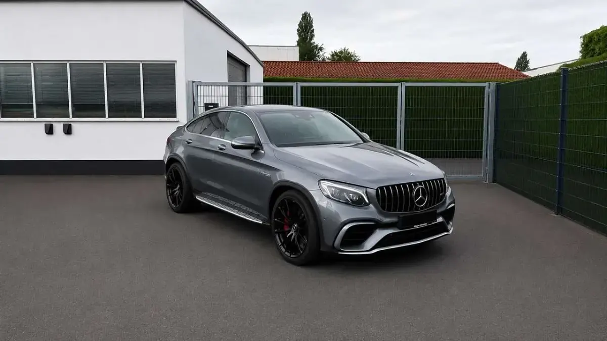 Gebraucht Mercedes GLC63 AMG AMG 510 PS (375 kW) 2018 Selenitgrau  metalliclack Coupé
