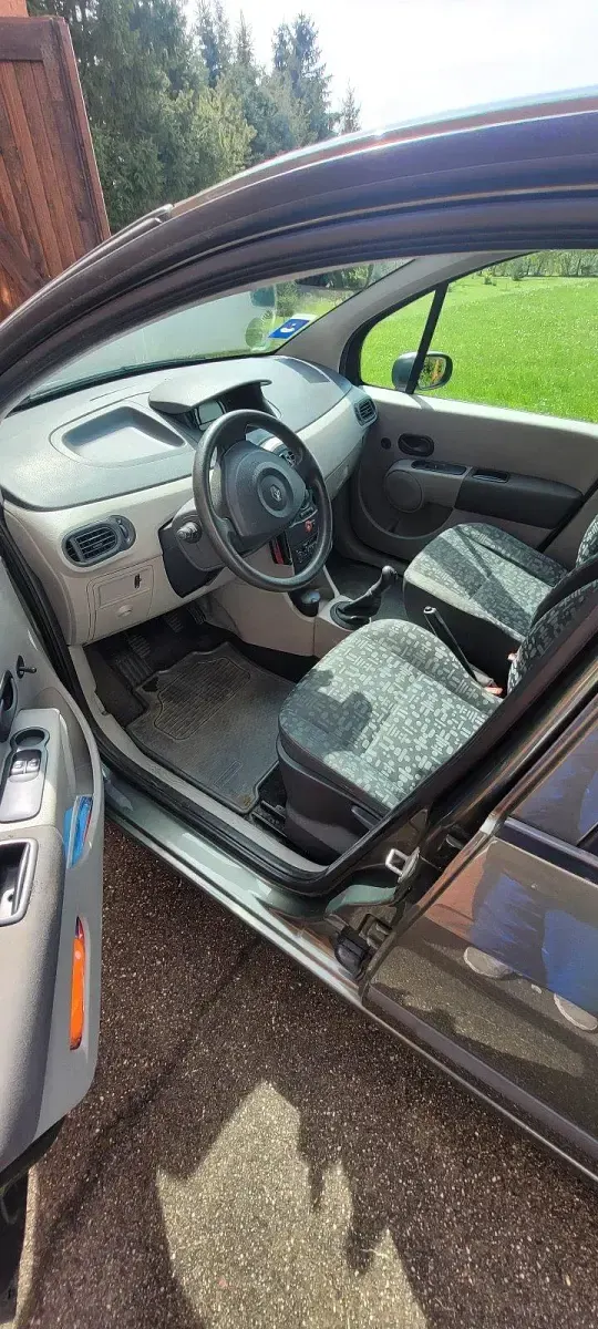 Gebraucht Renault Modus Authentique 75 PS (55 kW) 2005 Grün Van / Kleinbus