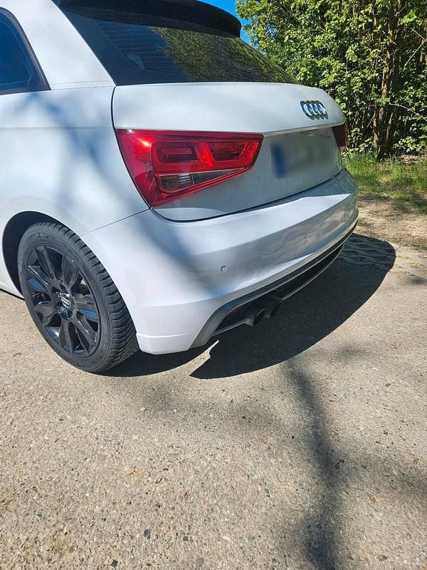 Second-hand Audi A1 88 CP (64 kW) 2013 Alb Hatchback