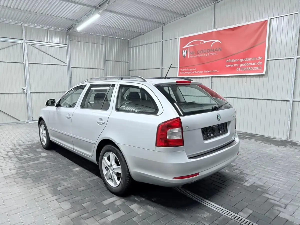 Gebraucht Skoda Octavia 105 PS (77 kW) 2013 Silber Kombi