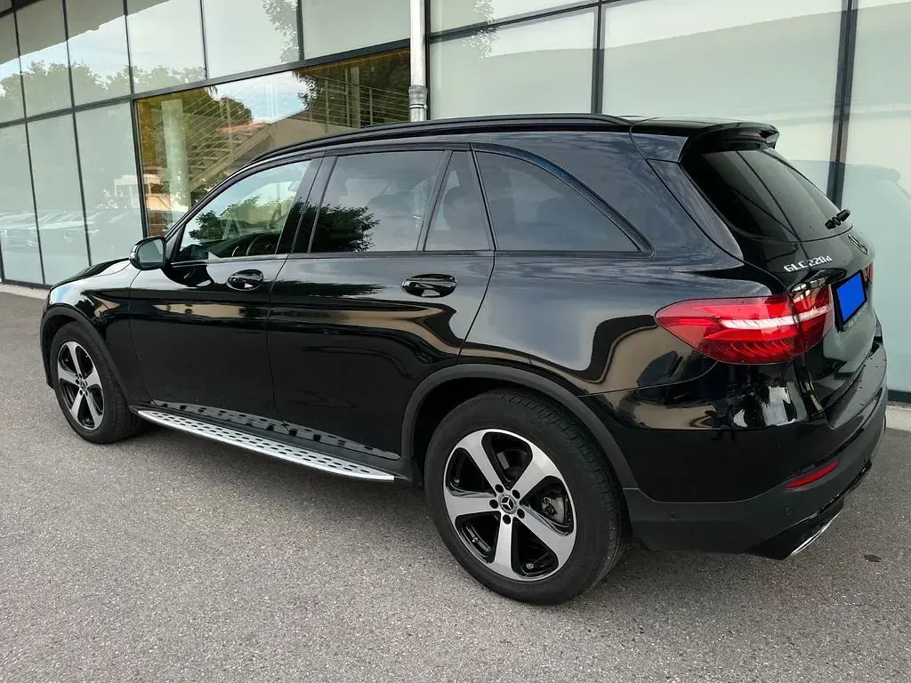 Gebraucht Mercedes GLC220 AMG line 170 PS (125 kW) 2017 Schwarz SUV