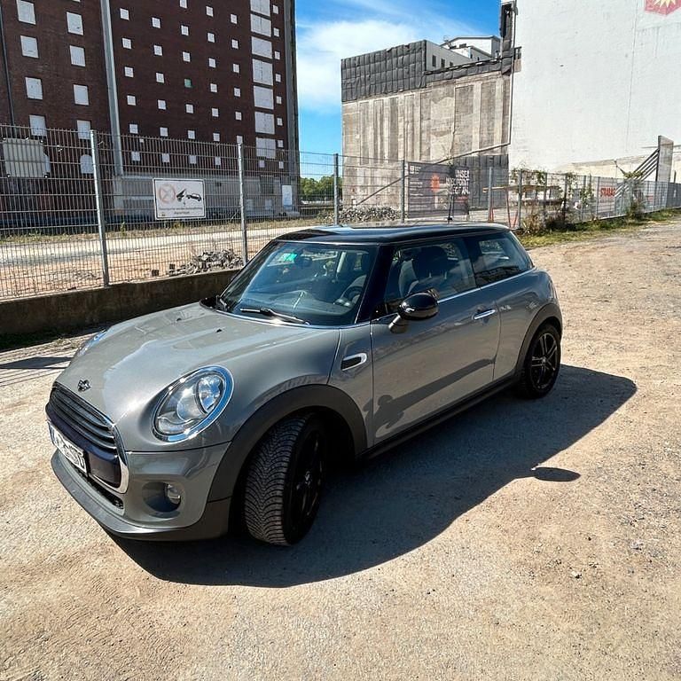 Usado Mini Cooper 136 HP (100 kW) 2017 Cinzento Citadino