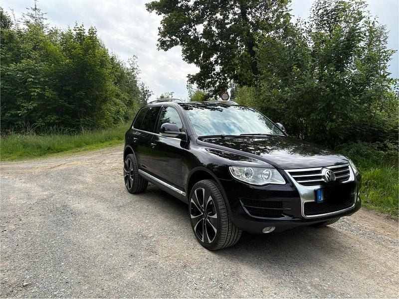 Schwarz Gebraucht 2008 VW Touareg SUV | 9.600 € (Etwas zu teuer) - Bild 1/4