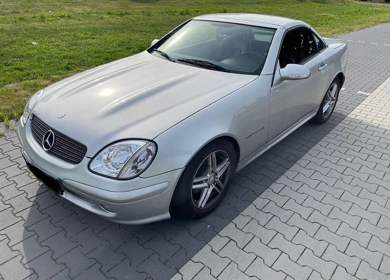 Gebraucht Mercedes SLK200 163 PS (119 kW) 2001 Silber Cabrio