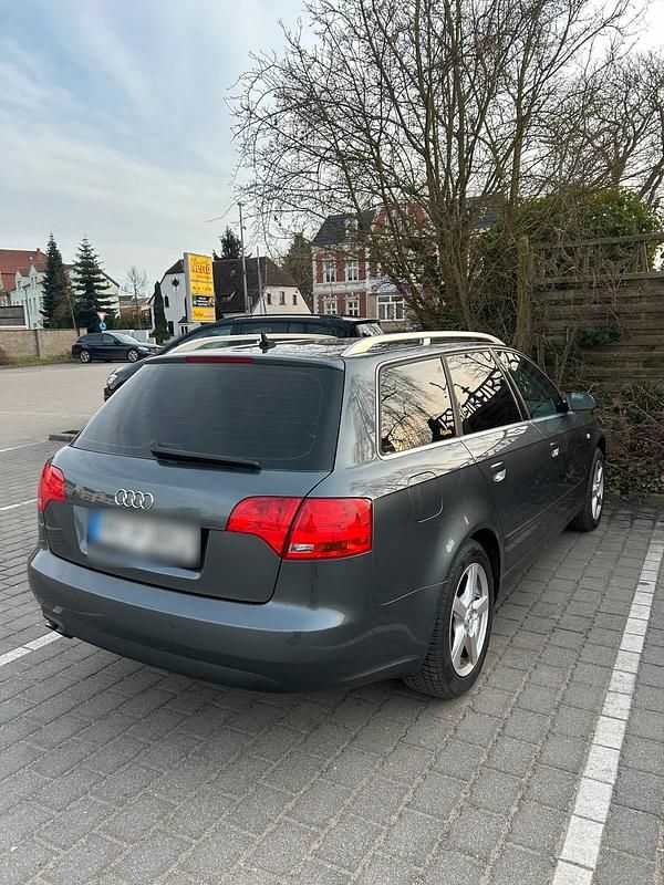 Używany Audi A4 116 KM (85 kW) 2007 Szary Kombi