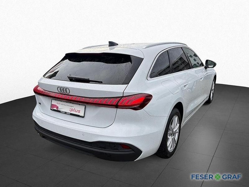 Gebraucht Audi A5 Ambiente 204 PS (150 kW) 2025 Gletscherweiß Kombi