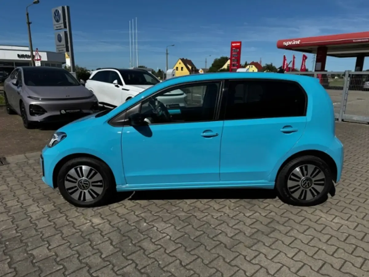 Gebraucht VW e-up! Style 61 kW (83 PS) 2021 Kleinwagen