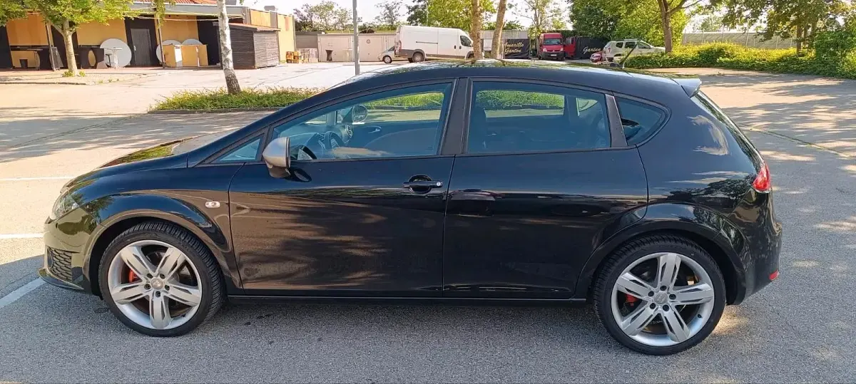 Gebraucht Seat Leon 170 PS (125 kW) 2011 Schwarz Kleinwagen