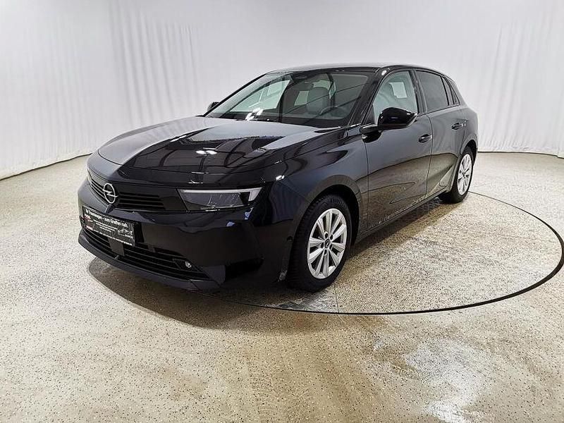 Gebraucht Opel Astra Elegance 131 PS (96 kW) 2023 Karbon schwarz (metallic) Limousine