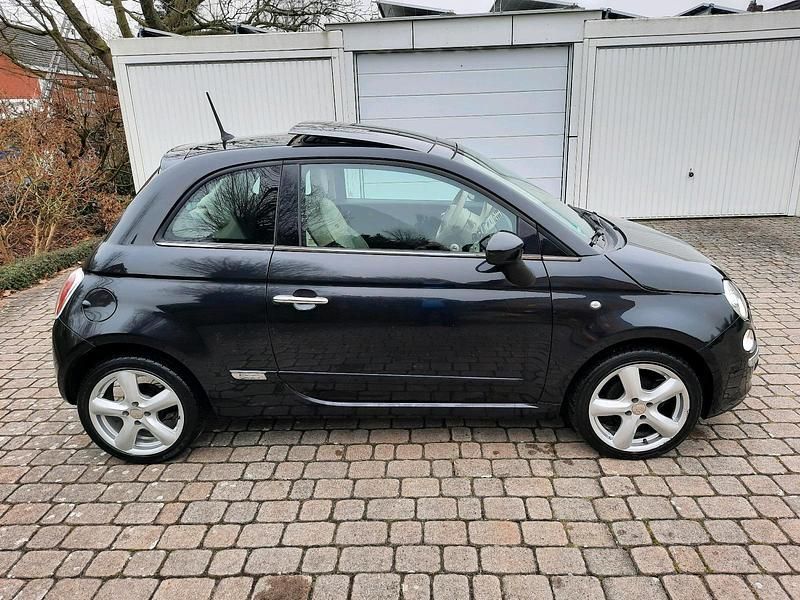 Gebraucht Fiat 500 70 PS (51 kW) 2014 Schwarz Kleinwagen