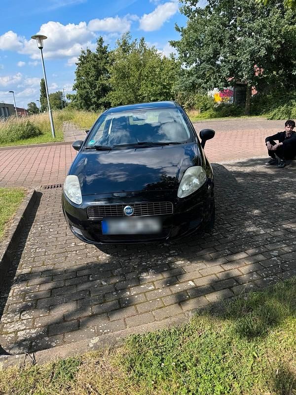 Schwarz Gebraucht 2007 Fiat Punto Kleinwagen | 700 € (Superpreis) - Bild 1/4