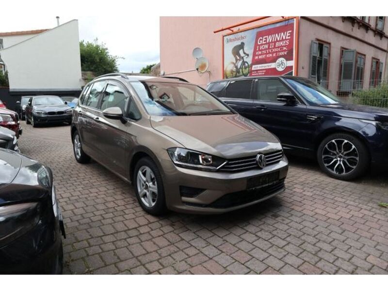 Gold Gebraucht 2014 VW Golf VII Comfortline Limousine | 14.490 € (Fairer Preis) - Bild 1/4