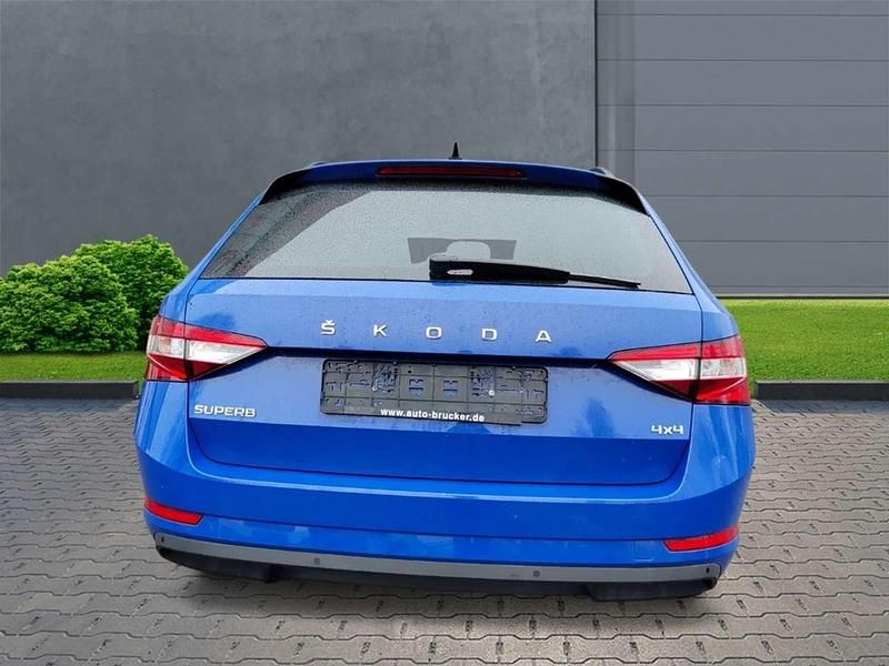 Gebraucht Skoda Superb Ambition 190 PS (139 kW) 2020 Blau Kombi