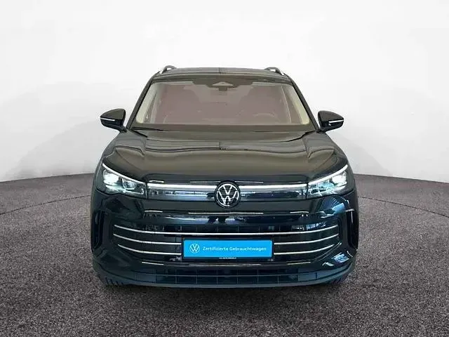 Gebraucht VW Tiguan Elegance 204 PS (150 kW) 2025 Schwarz SUV