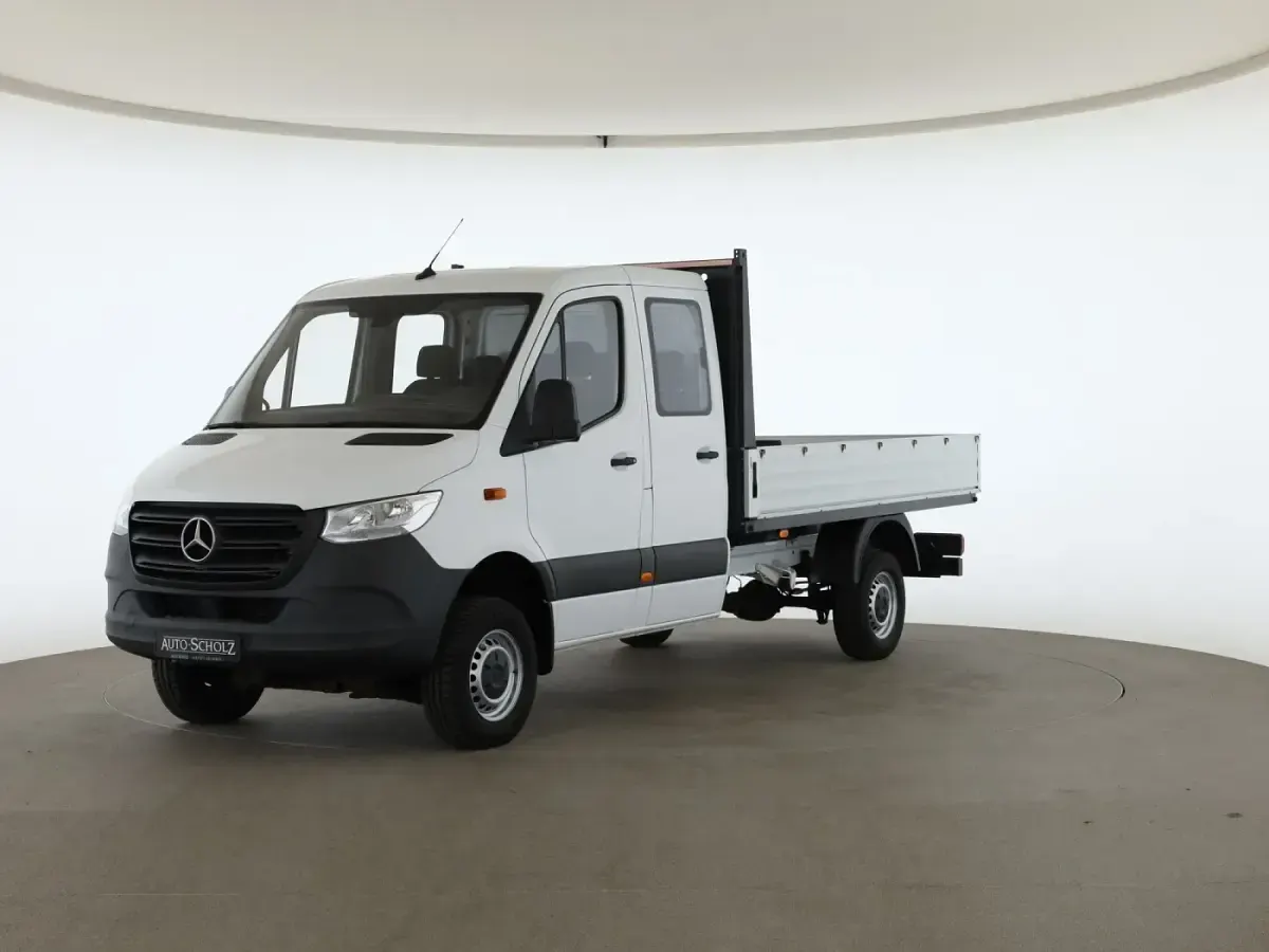Gebraucht Mercedes Sprinter 163 PS (119 kW) 2021 Weiß Van