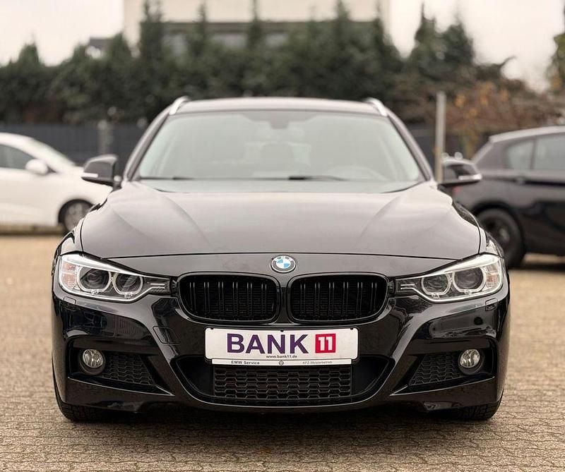 Gebraucht BMW 318 Comfort Edition 143 PS (105 kW) 2014 Schwarz Limousine