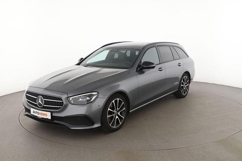 Grau Gebraucht 2020 Mercedes E200 Avantgarde Kombi | 26.790 € (Guter Preis) - Bild 1/3