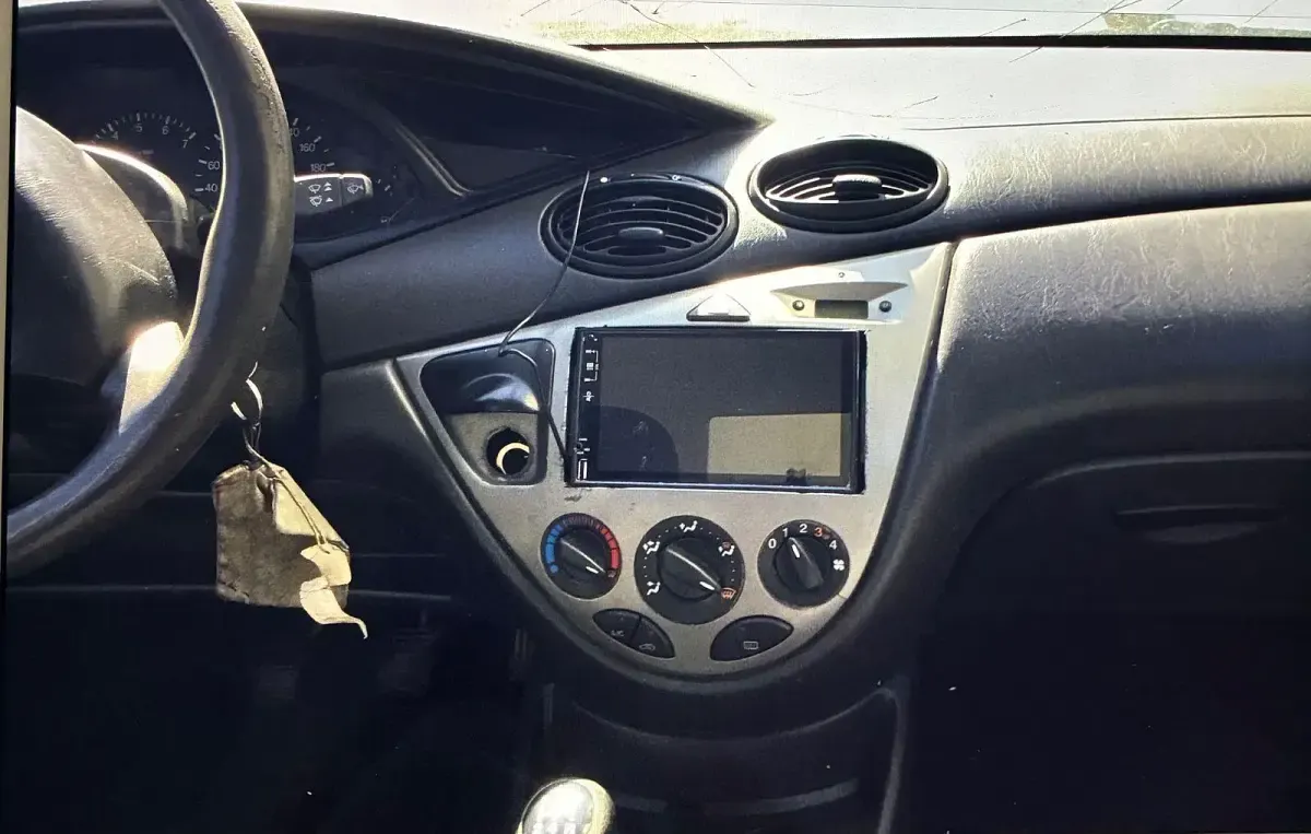 Gebraucht Ford Focus Ambiente 101 PS (74 kW) 2004 Silber Kombi