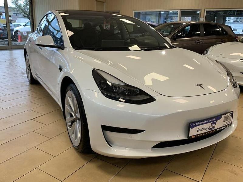 Gebraucht Tesla Model 3 RWD 239 kW (325 PS) 2022 Weiß (metallic) Limousine