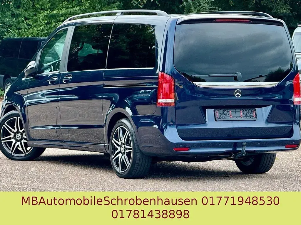 Gebraucht Mercedes V300 AMG 239 PS (175 kW) 2021 Blau Van / Kleinbus