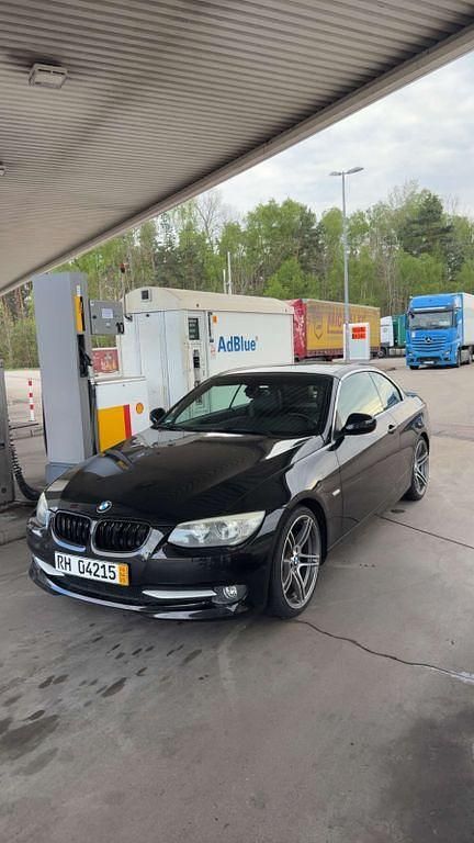 Schwarz Gebraucht 2010 BMW 325 Cabriolet Cabrio | 13.500 € (Fairer Preis) - Bild 1/3
