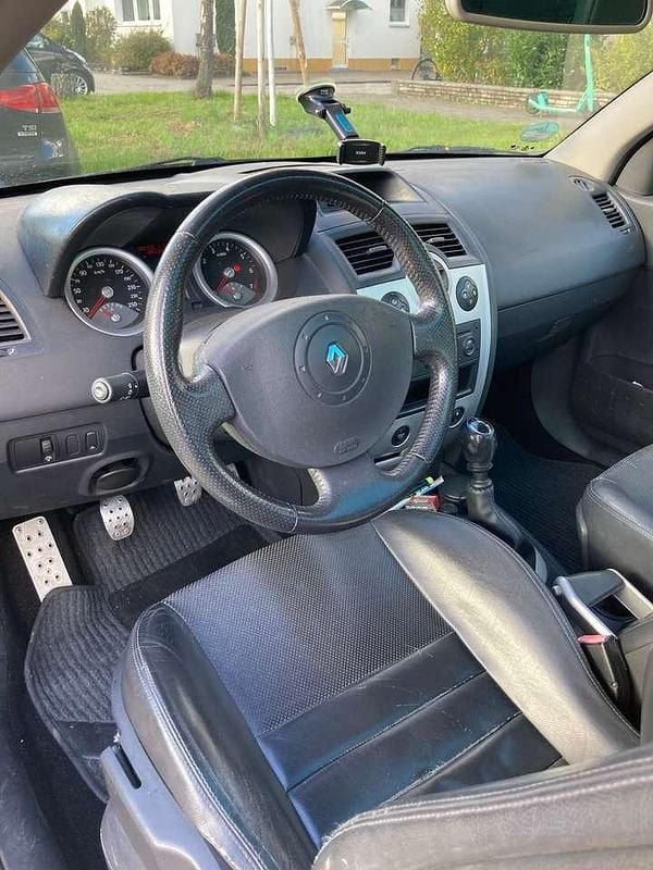 Gebraucht Renault Mégane Cabriolet Dynamique 135 PS (99 kW) 2005 Schwarz Cabrio