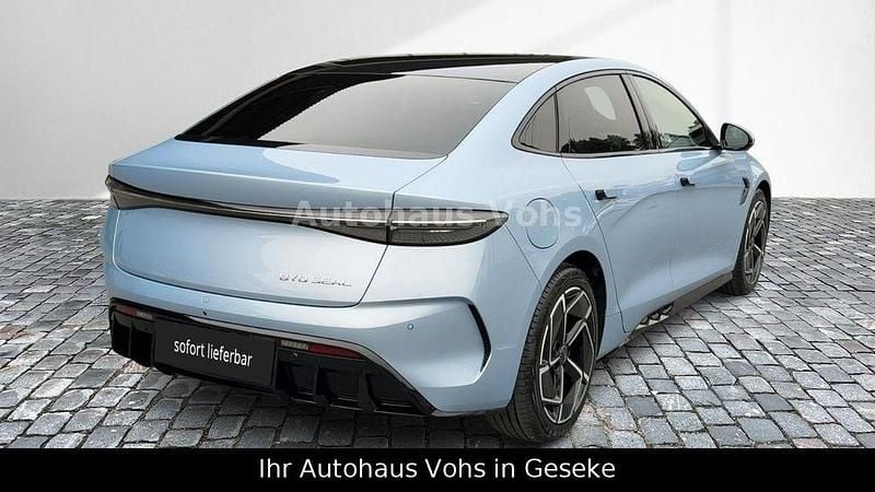 Neu BYD Seal Design 230 kW (313 PS) 2025 Blau Limousine