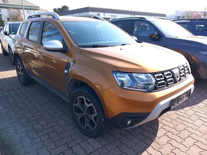 Gebraucht Dacia Duster Prestige 101 PS (74 kW) 2021 Orange atacama metallic SUV