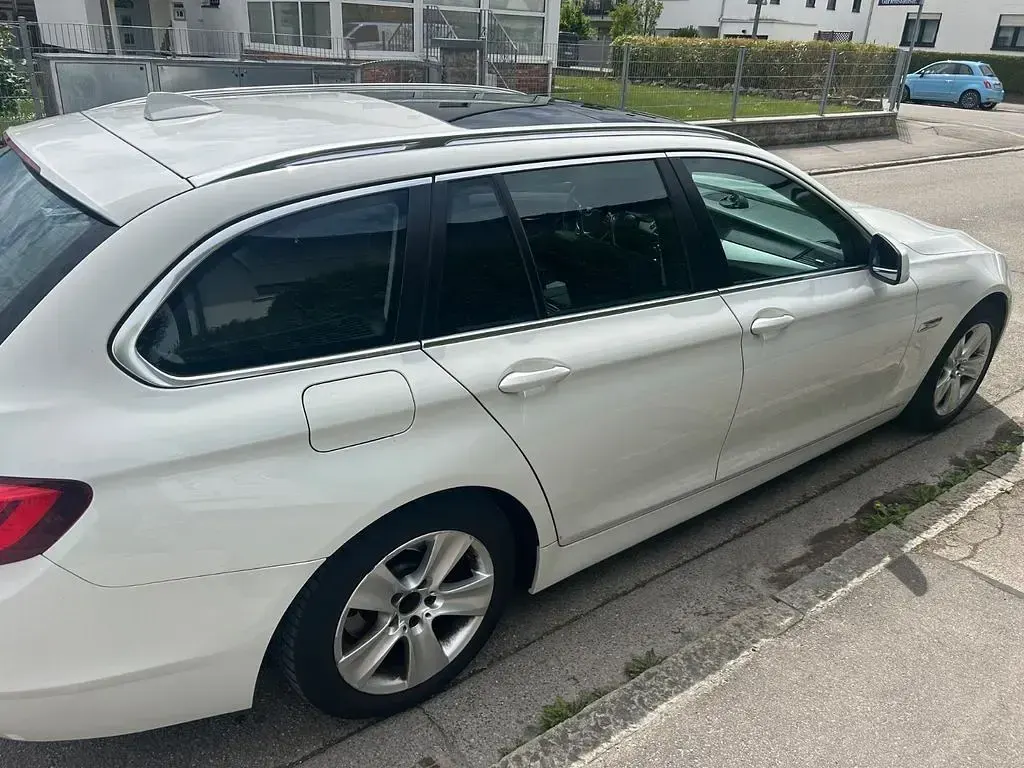 Używany BMW 520 184 KM (135 kW) 2012 Biały Kombi