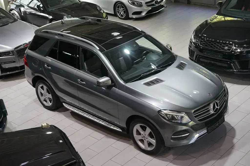 Gebraucht Mercedes GLE250 AMG 204 PS (150 kW) 2017 Selenitgrau SUV