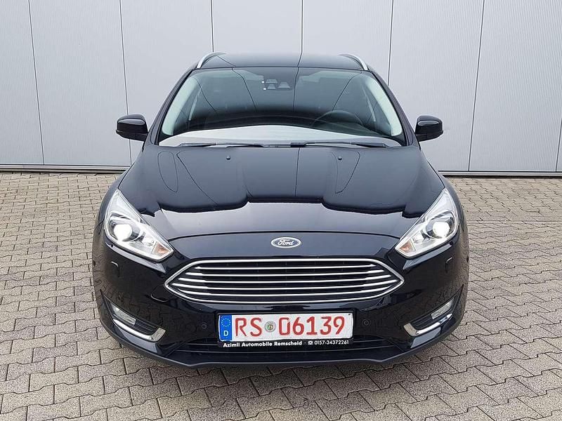 Gebraucht Ford Focus Business Edition 125 PS (91 kW) 2016 Schwarz Kombi