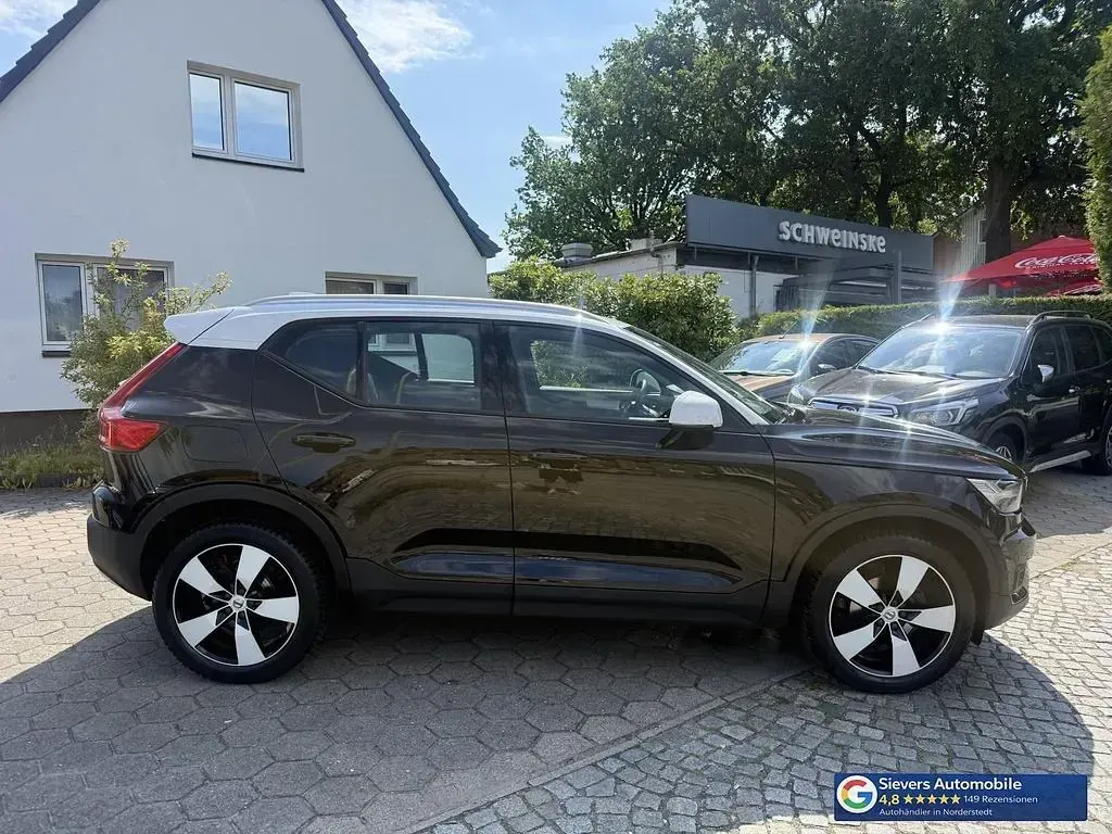Gebraucht Volvo XC40 Momentum 150 PS (110 kW) 2020 Schwarz SUV