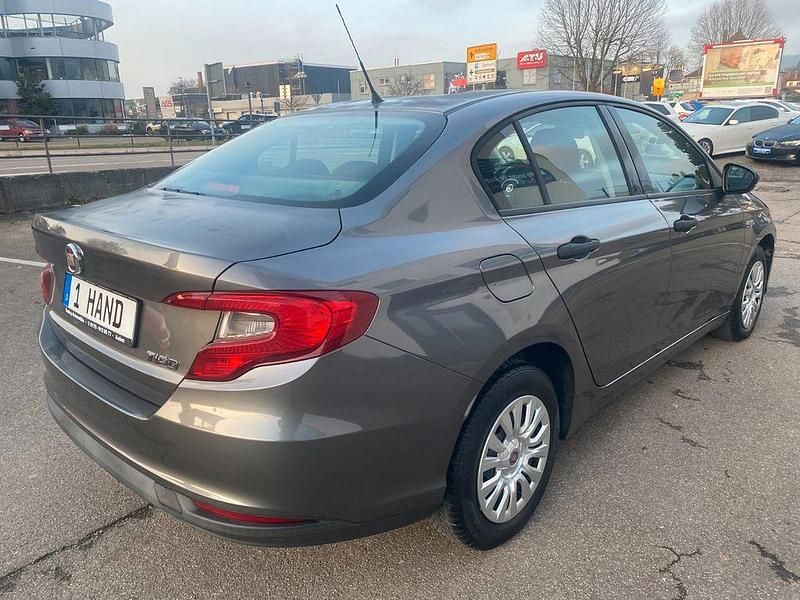 Gebraucht Fiat Tipo Pop 95 PS (69 kW) 2016 Grau Limousine