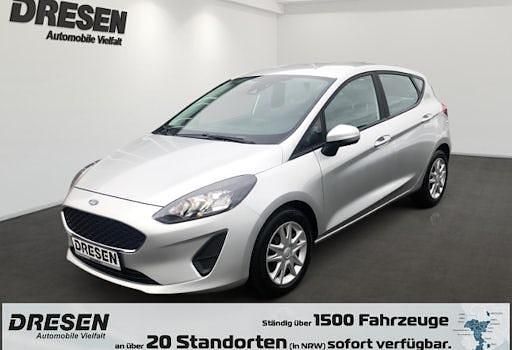 Gebraucht Ford Fiesta Cool & Connect 100 PS (73 kW) 2022 Silber Limousine