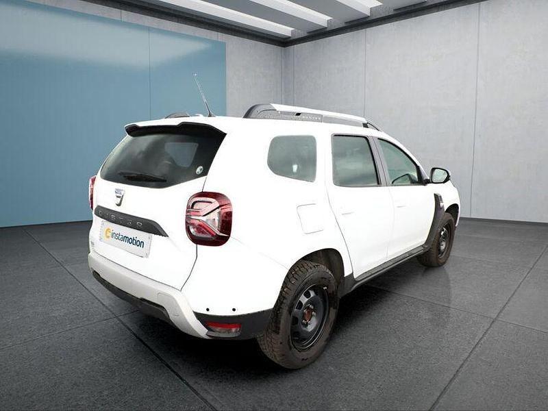 Używany Dacia Duster 150 KM (110 kW) 2022 Biały SUV