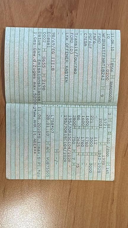 Gebraucht Ford Transit 129 PS (94 kW) 2010 Rot SUV