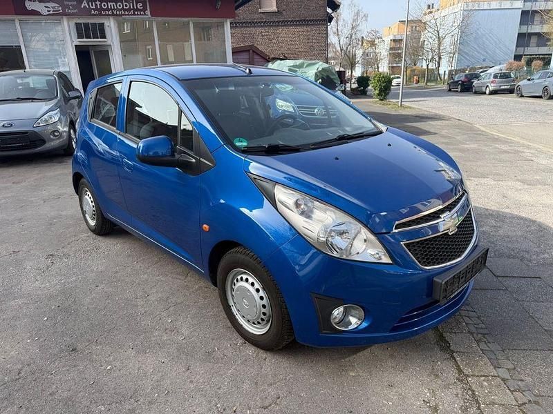 Gebraucht Chevrolet Spark 68 PS (50 kW) 2011 Blau Kleinwagen