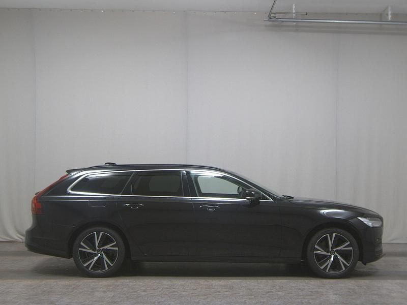Schwarz Gebraucht 2021 Volvo V90 Momentum Kombi | 22.980 € (Guter Preis) - Bild 1/4