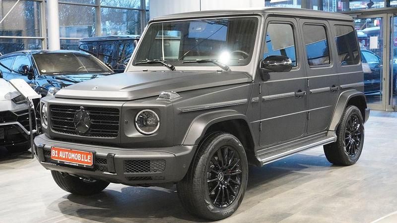 Grau Gebraucht 2022 Mercedes G400 AMG SUV | 129.991 € (Fairer Preis) - Bild 1/4