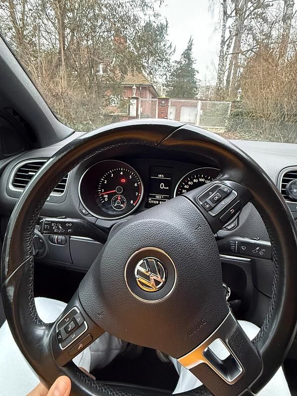 Gebraucht VW Golf Cabriolet 170 PS (125 kW) 2012 Schwarz Cabrio